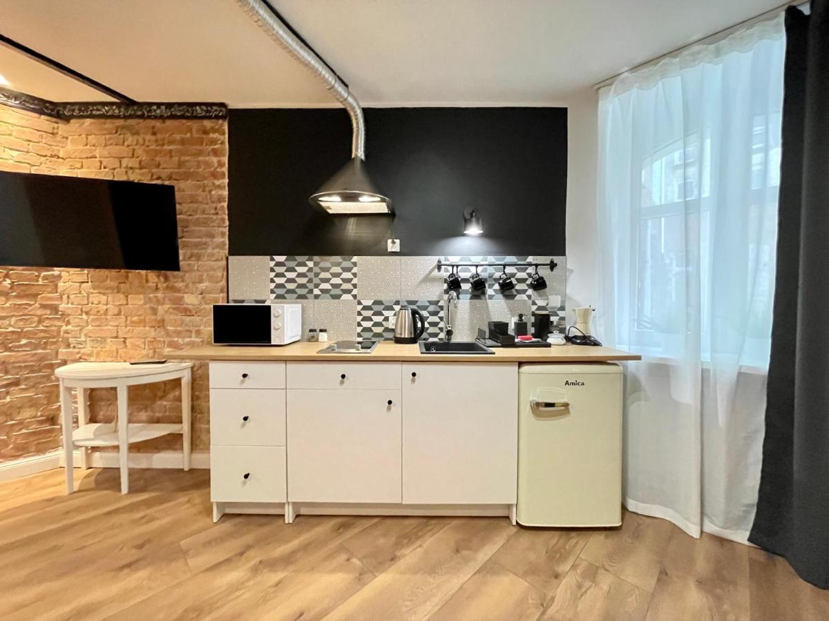 Petite Viste No. 3 Apartment Thorn